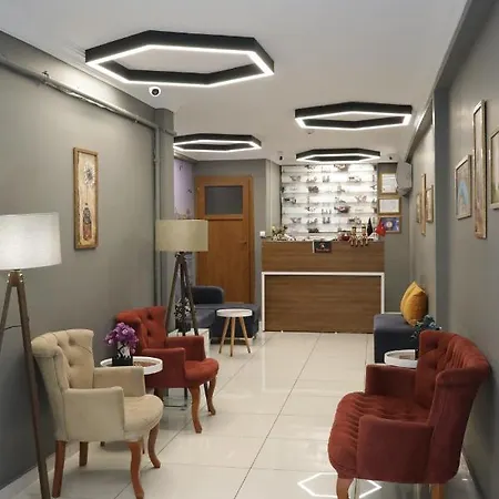 Tavra Hotell