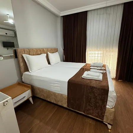 Otel Tavra 2*